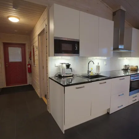 Vanamoinen By Interhome 別荘